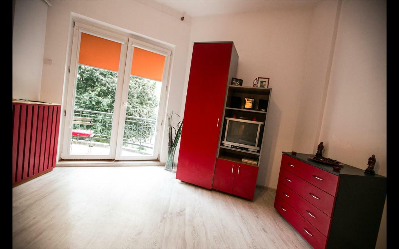 Cismigiu Garden Studio Lägenhet Bukarest Exteriör bild